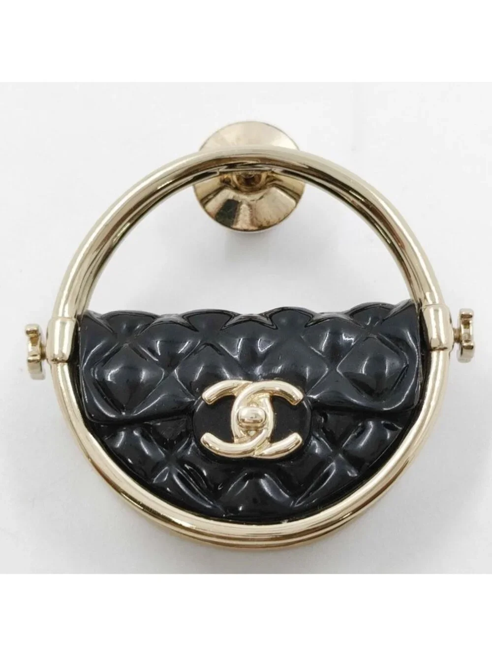 Chanel Brooch CC Logo Gold Quilted Bag
